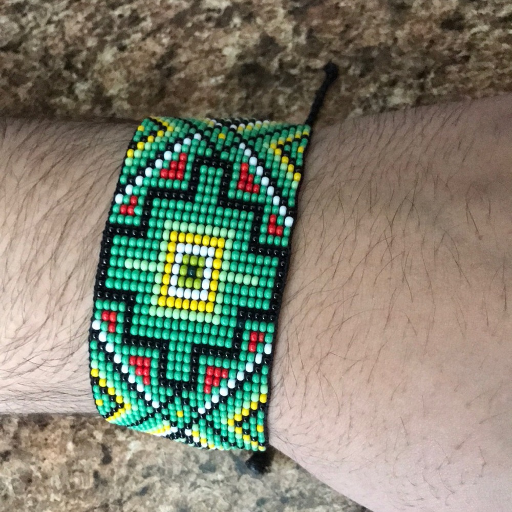 MULTI COLOR Unisex Beautiful handmade bracelet from Colombia